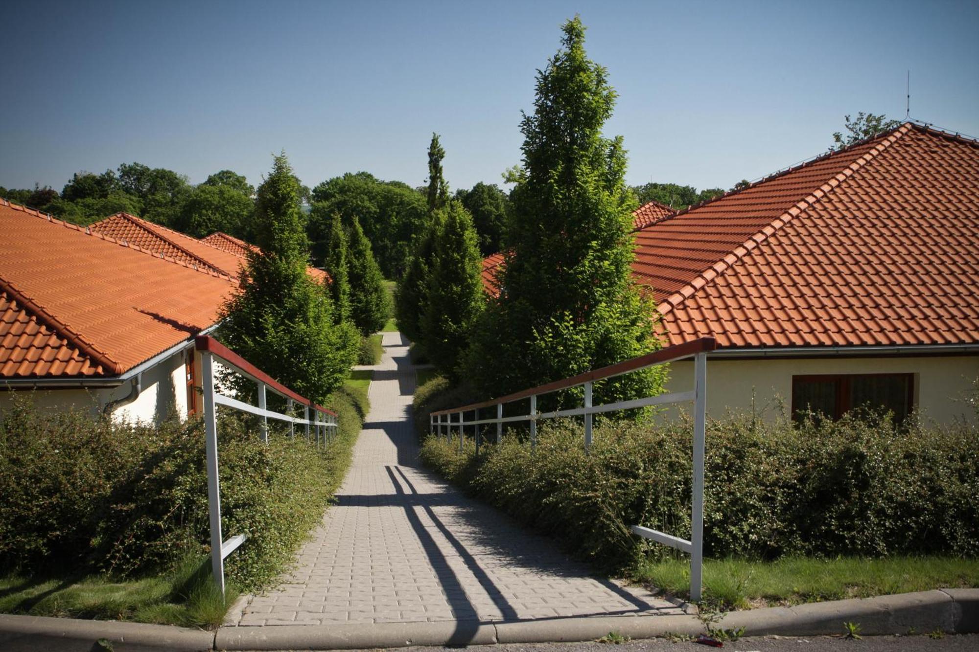 Golf Hotel Austerlitz Exterior photo