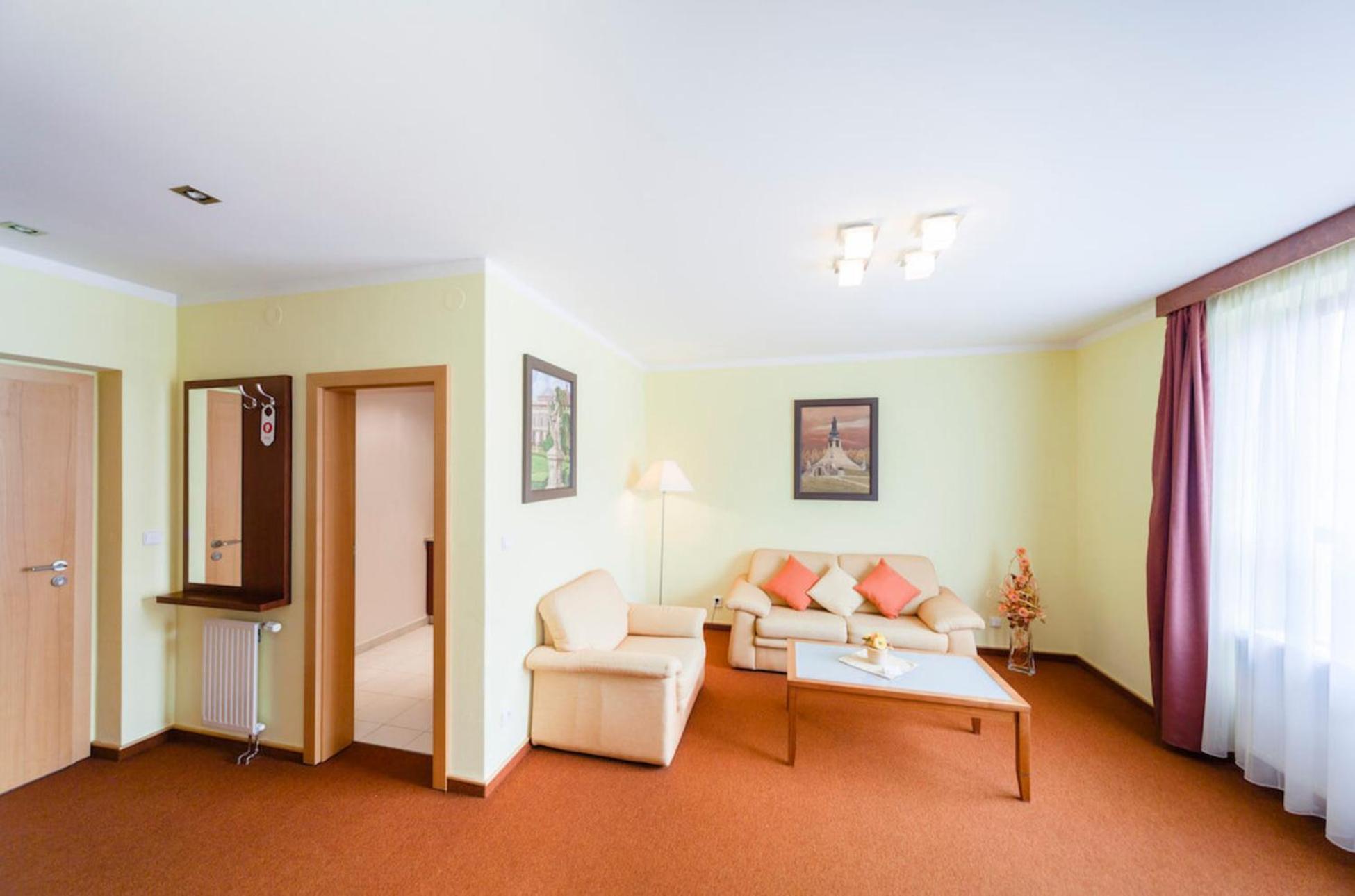 Golf Hotel Austerlitz Exterior photo